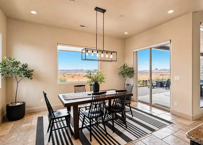 The Overlook - Triple Primary Luxe 50 Mile Views *