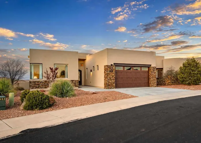 Holiday home The Overlook - Triple Primary Luxe 50 Mile Views *